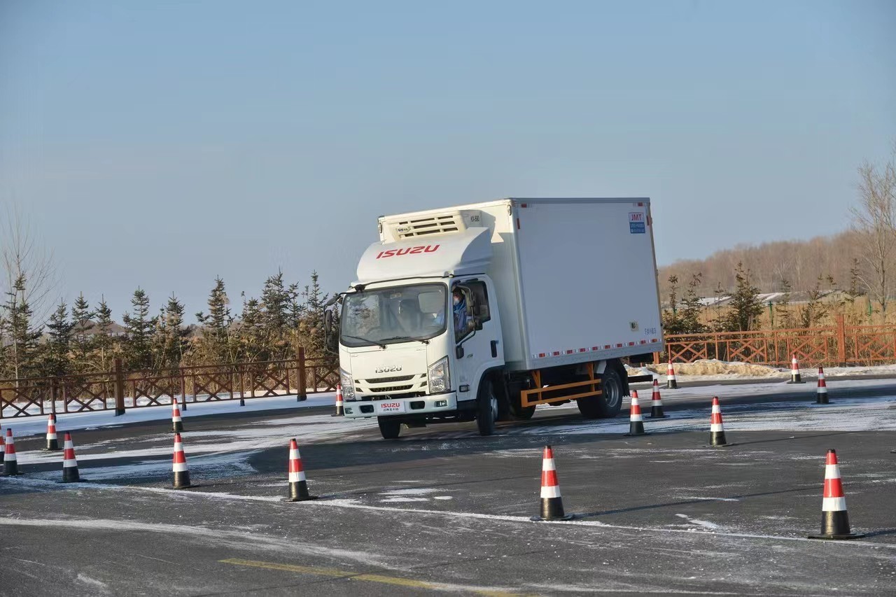 冷鏈?zhǔn)袌龊堋盁帷?，江西五十鈴翼放冷藏車助力冷鏈運(yùn)輸